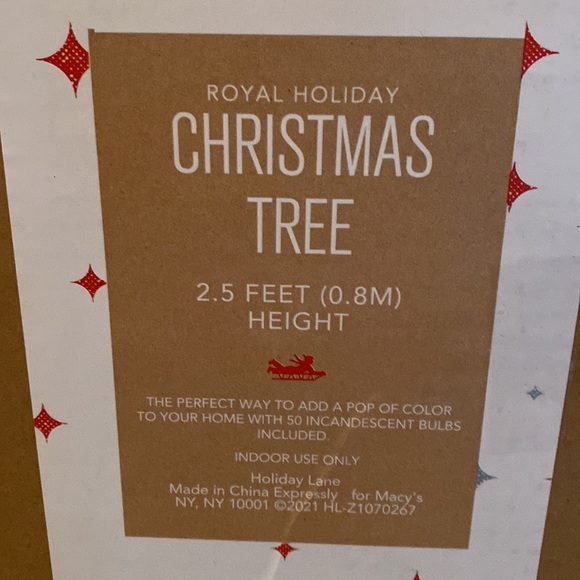 2 1/2 Feet Tall Lighted Christmas Tree - Picture 6 of 9